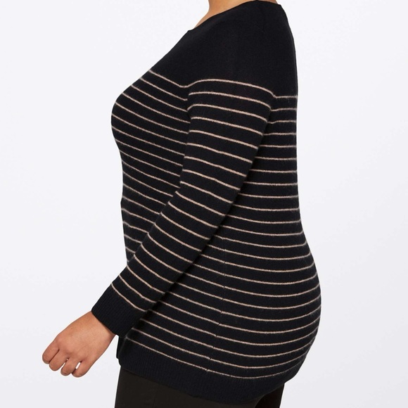 41 Hawthorn Black and Tan Crew Neck Cashmere Sweater - Picture 5 of 9